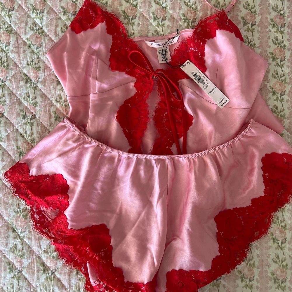 Victoria’s Secret Sleep Set💖